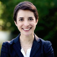 Andrea Neuhoff headshot