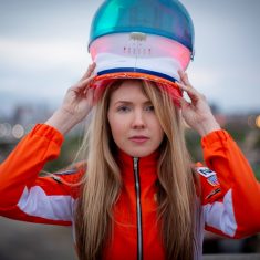 Beatie Wolfe headshot