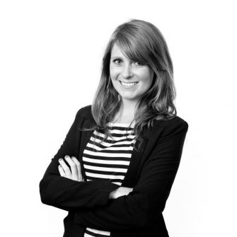 Rebecca  Searles headshot