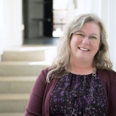 Laura Creekmore headshot