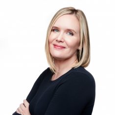 Meghan Lazier headshot