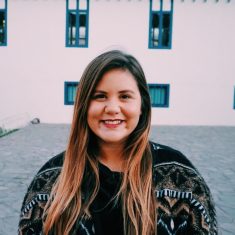 Marivi Carlton headshot