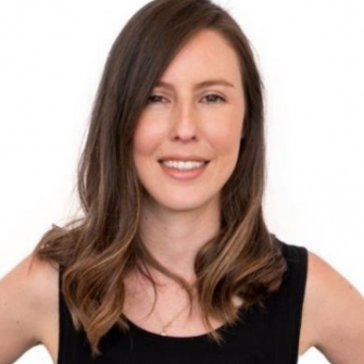 Christina Beard headshot