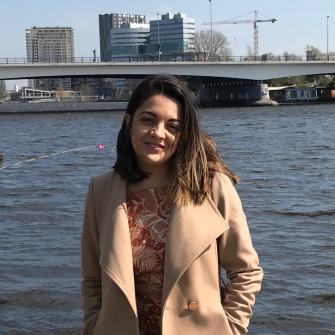 Rayana Verissimo headshot