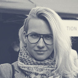 Marina Razakhatskaya headshot