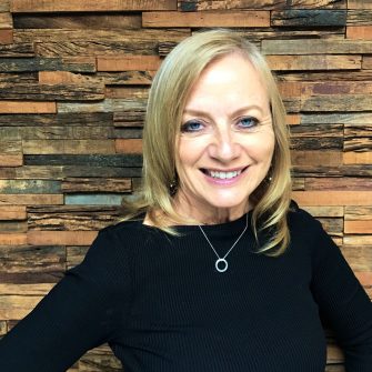 Stephanie Lucas headshot