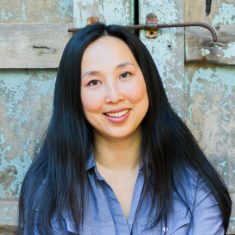 Teresa Swingler headshot