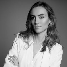 Aleksandra Kozawska headshot