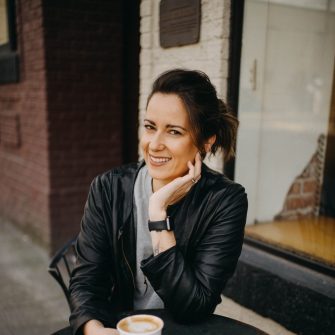 Marion Renoux headshot