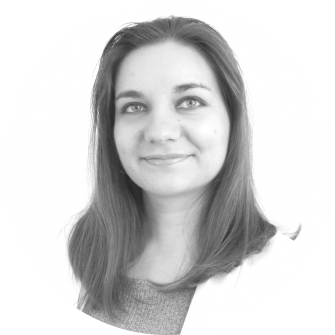 Maryna Burushkina headshot