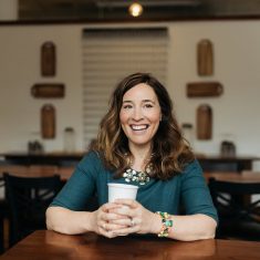 Holly Chasan-Young headshot