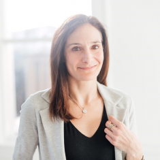 Libby Jacobson headshot