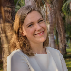 Alice Merry headshot