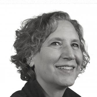 Deb Mrazek headshot