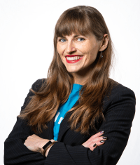 Cassie Wallender headshot