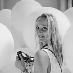 Vika Kovalchuk headshot