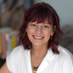 Leigh Allen-Arredondo headshot