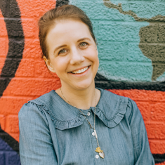 Molly Guyton headshot