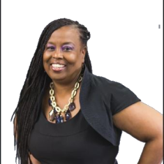 Carolyn Ayers headshot