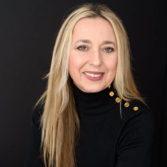 Micha Goebig headshot