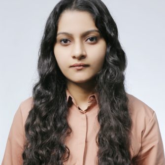 Leena Joshi headshot